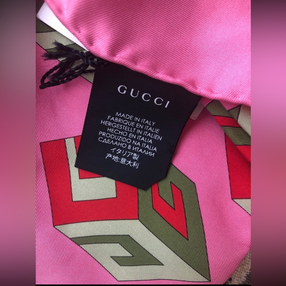 Gucci scarf NWT - Picture 4 of 8